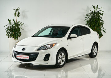Mazda 3 Вид 1