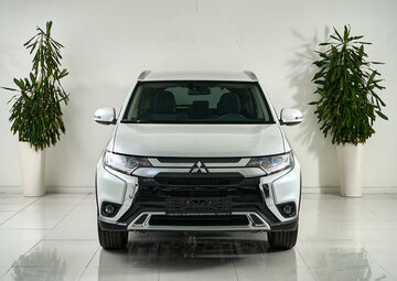 Mitsubishi Outlander Вид 2